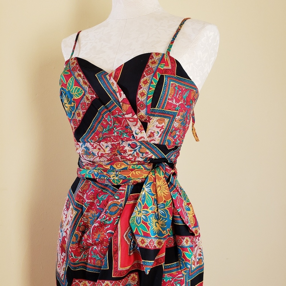 Vintage Floral Patchwork Midi Dress in Black, Red, Yellow, Green - Picture 4 of 8